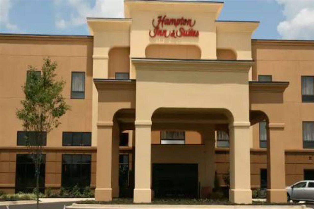 Hampton Inn & Suites West Point Exterior photo